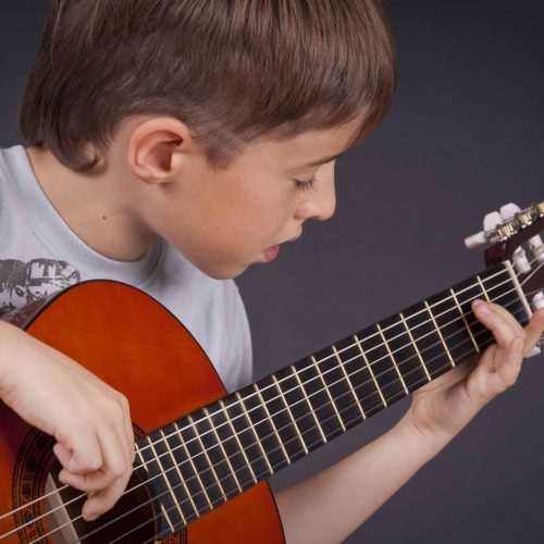 hollywood best guitar classes