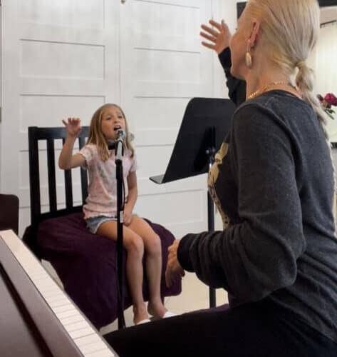 studio city singing lessons for children at home