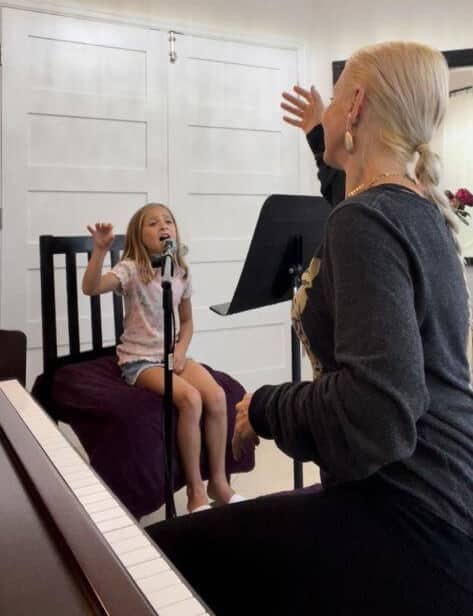 Burbank Singing Lessons for Children at Home