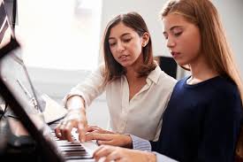 The best piano teachers in Woodland Hills, CA